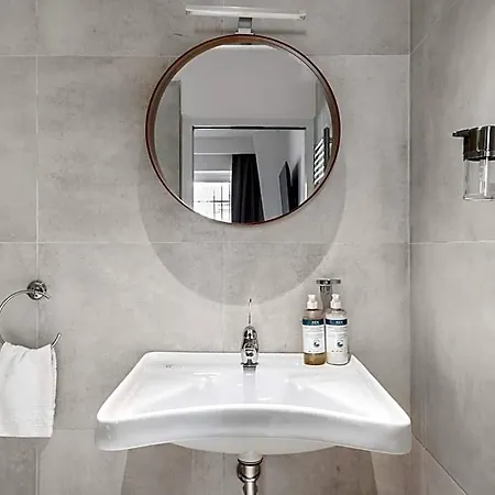 Hotel Numa Tullo
